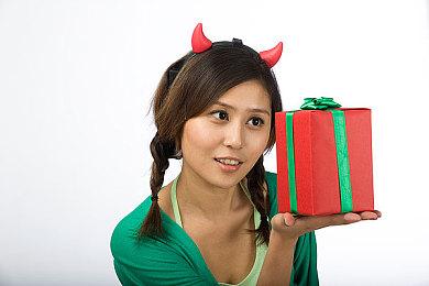 《坦克世界》开发商机甲新作《钢铁猎手》4月推出抢先体验